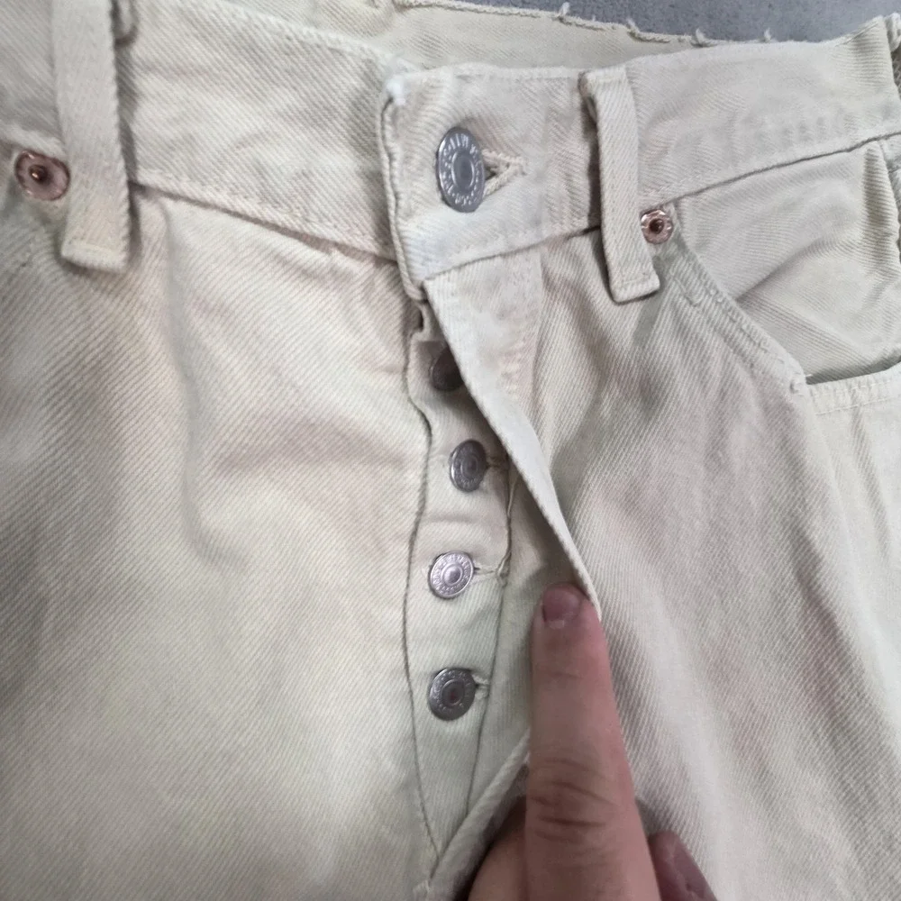 Vintage Levis 501 Jeans Mens Beige‎ Button Fly USA 90s Repaired Fits 28x31